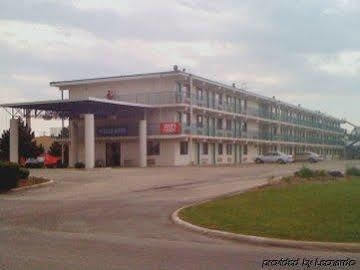 Red Roof Inn Bourbonnais Dış mekan fotoğraf